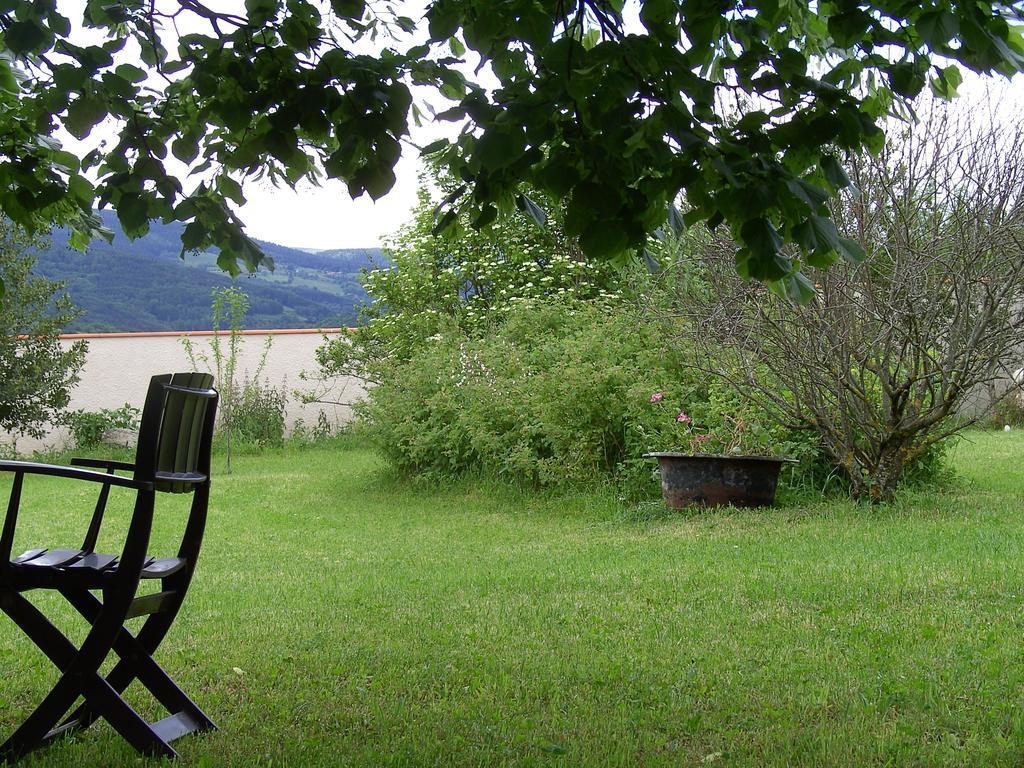 Cellier De La Fontaine Villa Saint-Georges-en-Couzan Bilik gambar